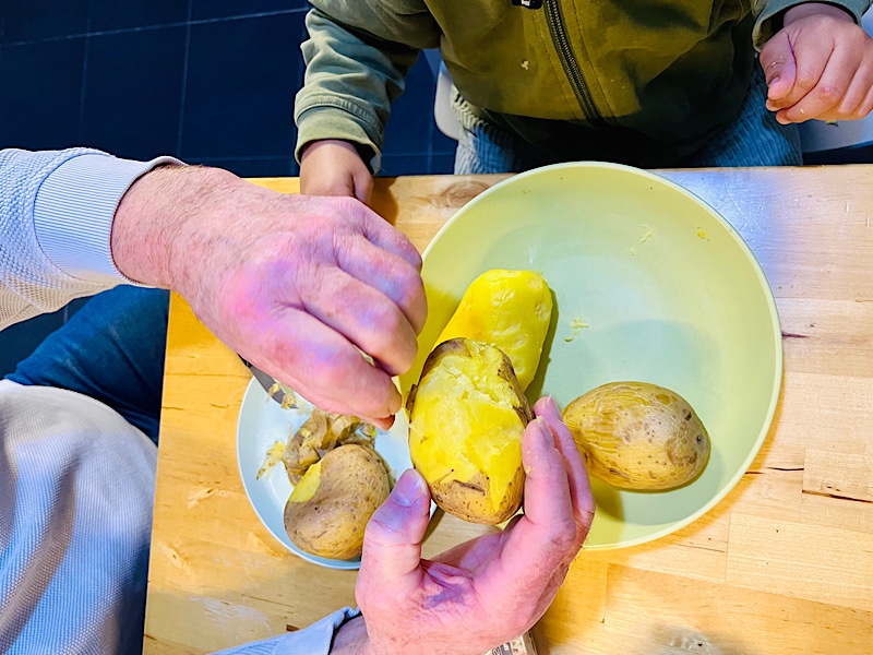 Was machst du eigentlich den ganzen Tag Dezember 2025 - Abendbrot mit Opa